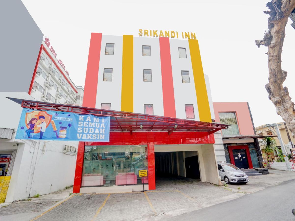 Oyo 90694 Srikandi Inn Babarsari Kalasan Ngoại thất bức ảnh