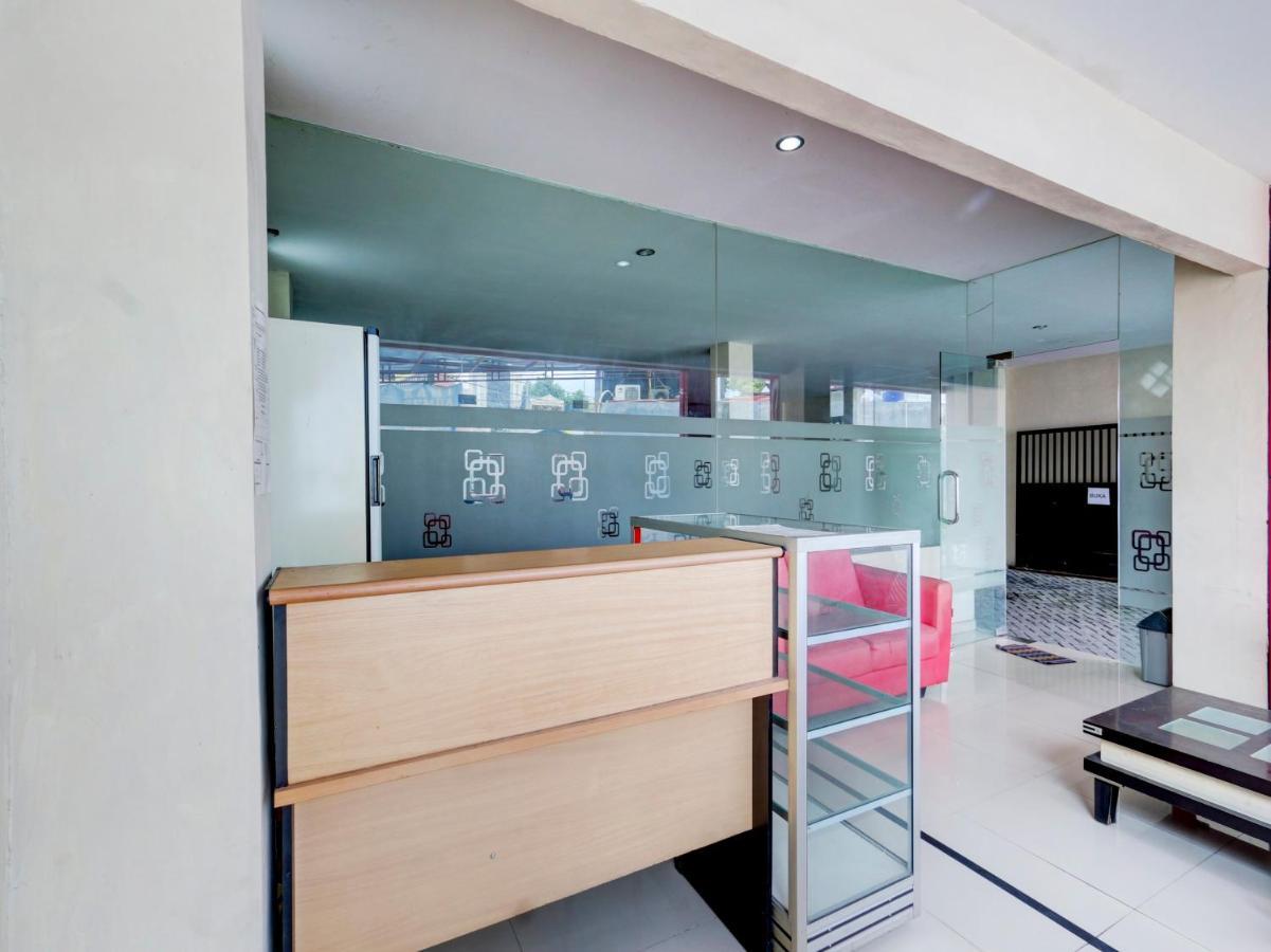 Oyo 90694 Srikandi Inn Babarsari Kalasan Ngoại thất bức ảnh